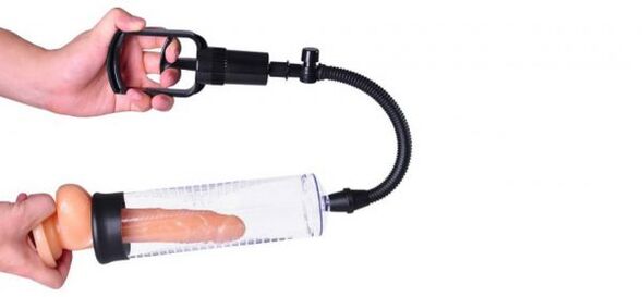 Augmenter un pénis à l'aide d'une pompe à vide